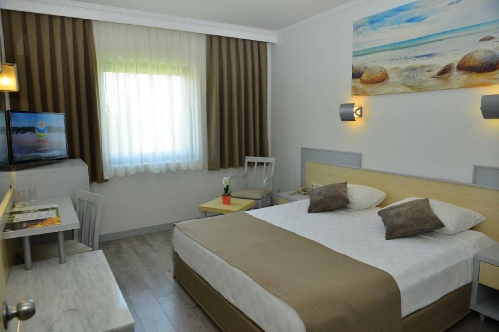 undefined AQI Pegasos World 4