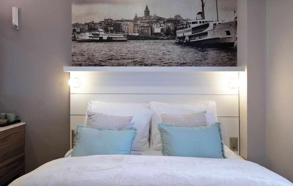 undefined The Pera Hotel 8