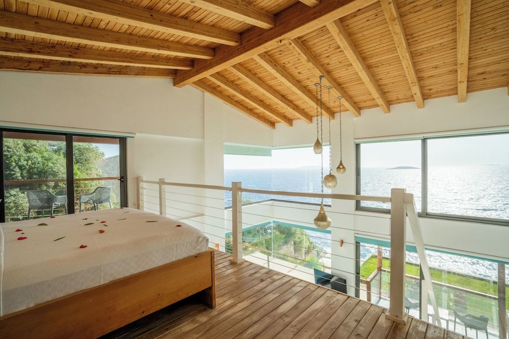Gallery Duplex, Private Pool, Sea View