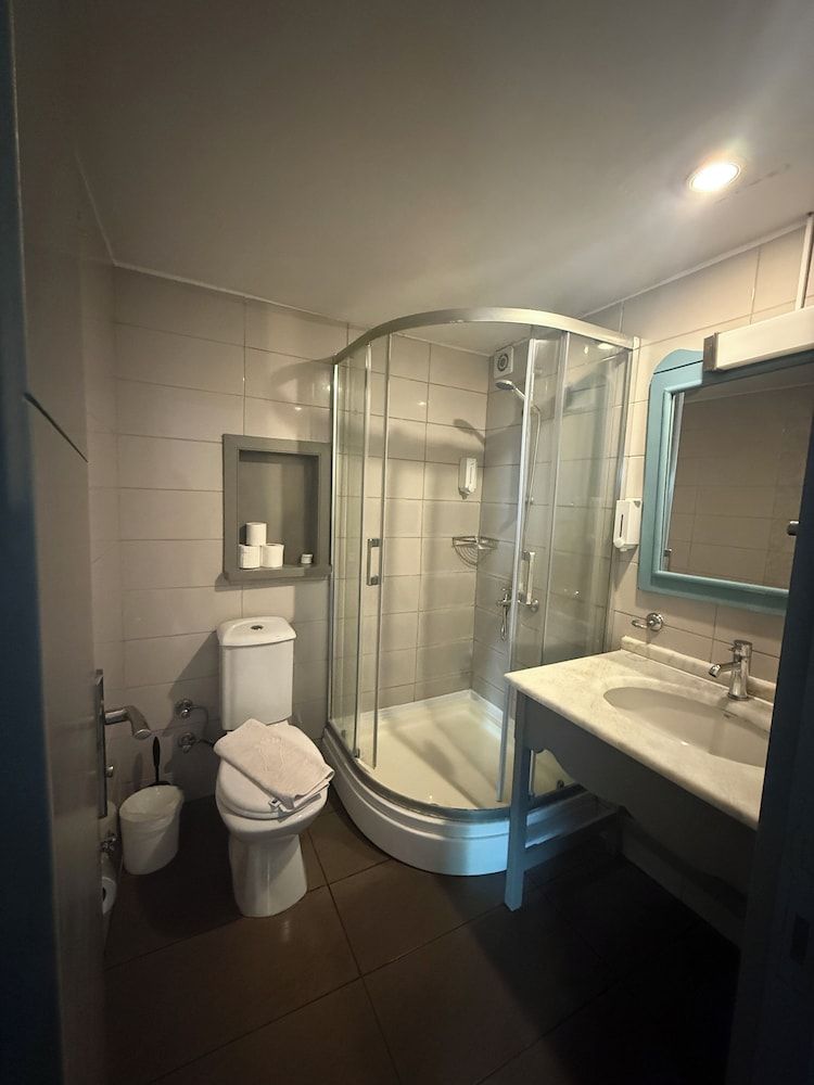 Otel Atrium Standard Room 14