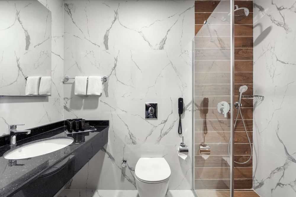 DOBEDAN BEACH RESORT COMFORT Family Room, Sea View 5