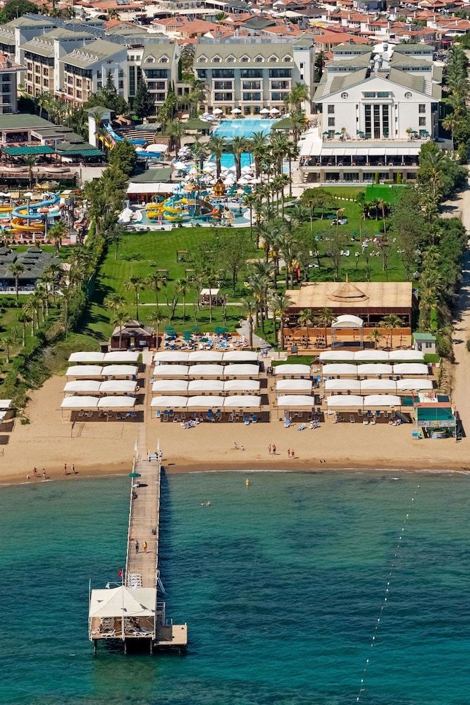 undefined DOBEDAN BEACH RESORT COMFORT 7