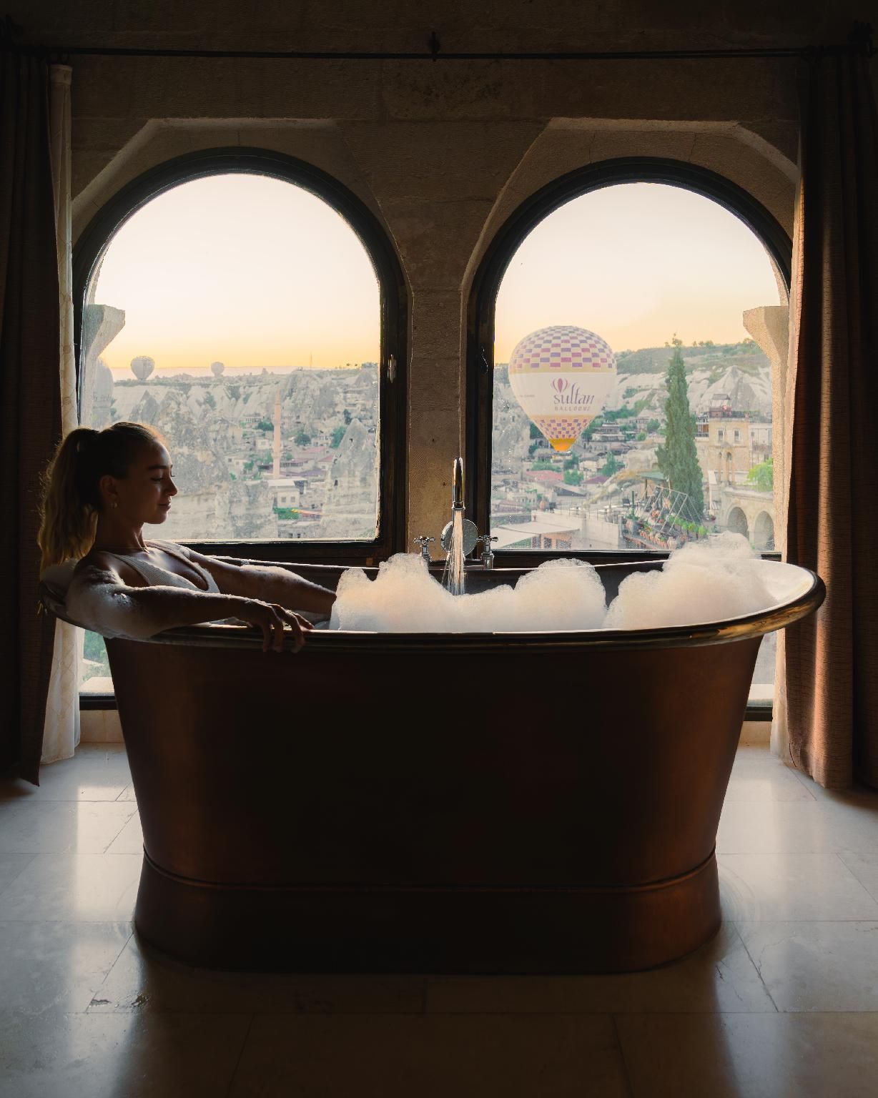 undefined Sultan Cave Suites 10