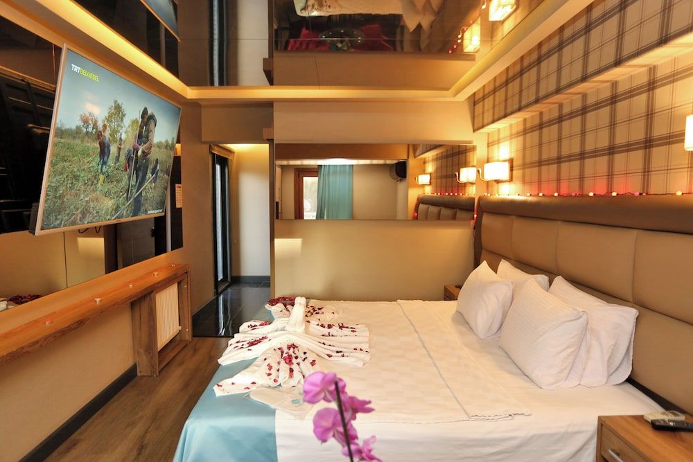 Romantic Room