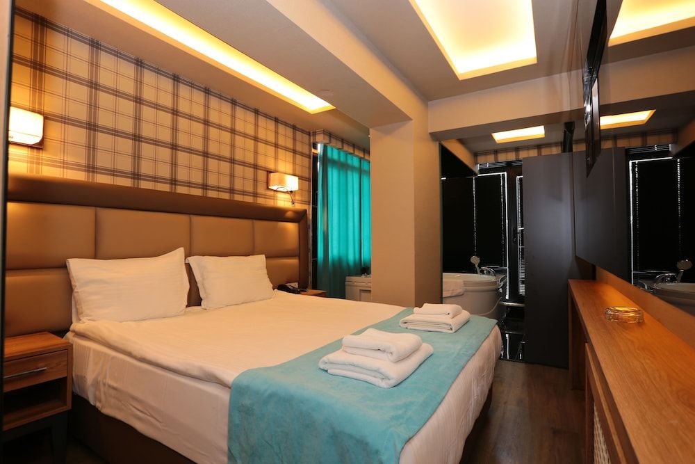 Elite Room