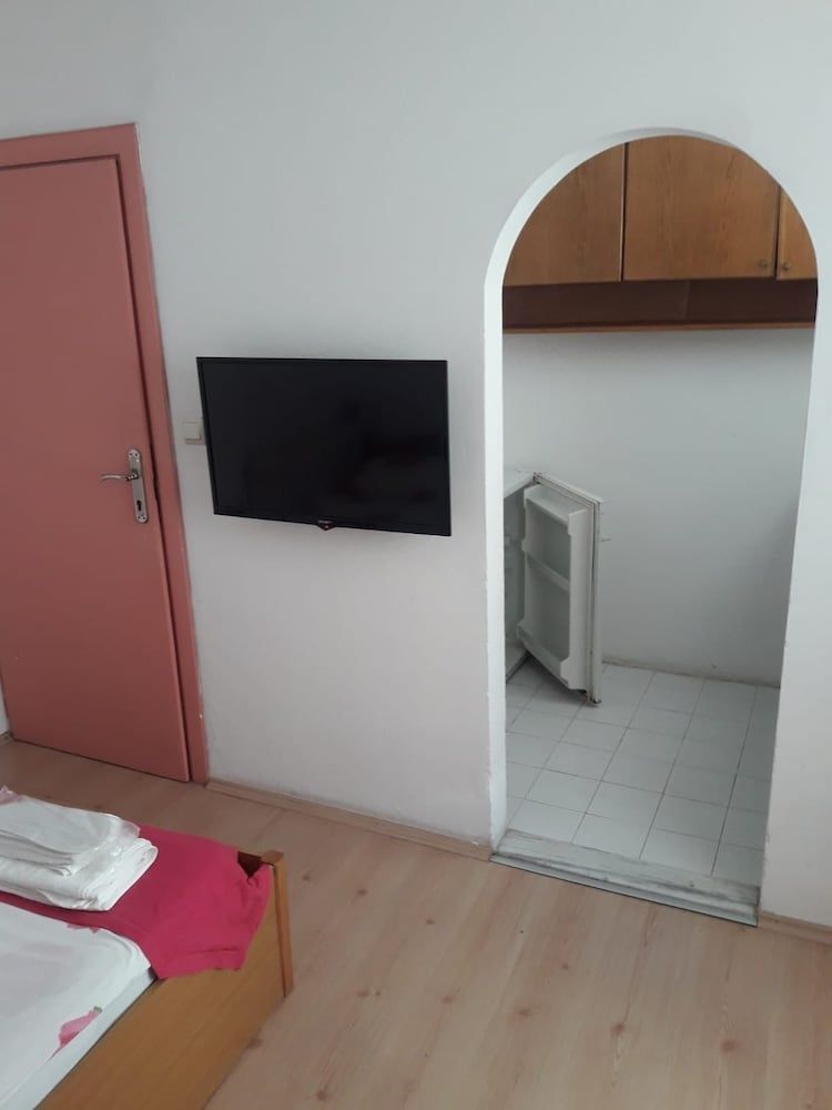 Prestij Apart Hotel Standard Room, 1 Bedroom 4