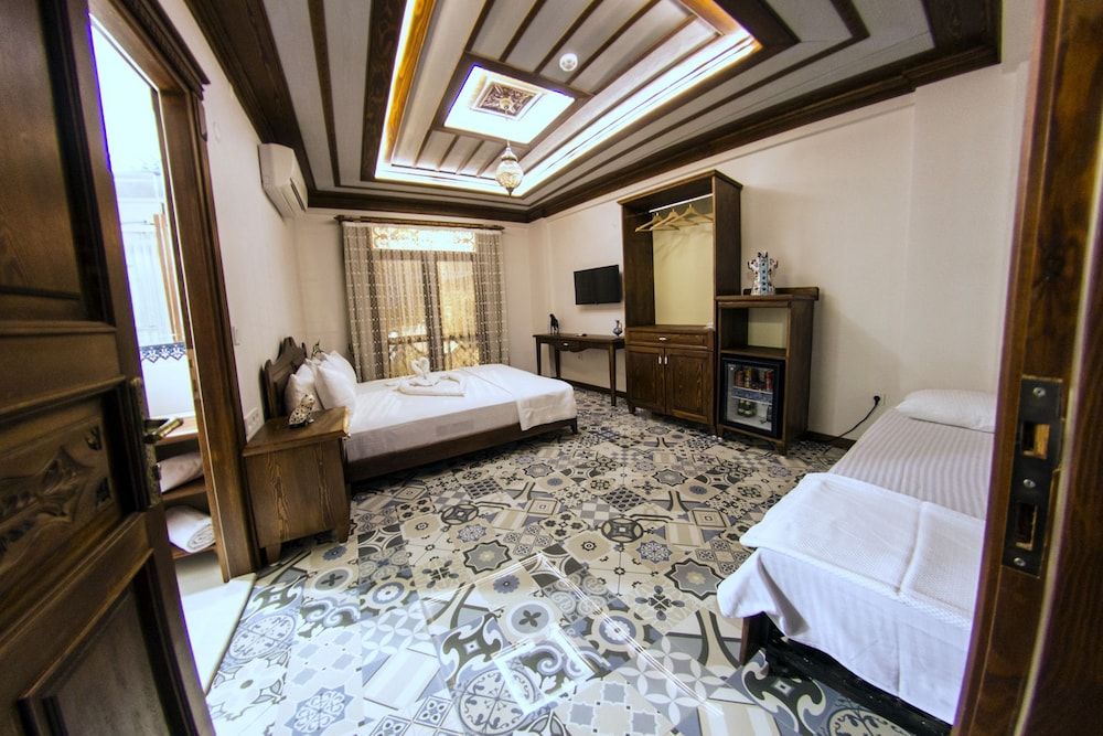 Hotel Mary's House Family Room 7