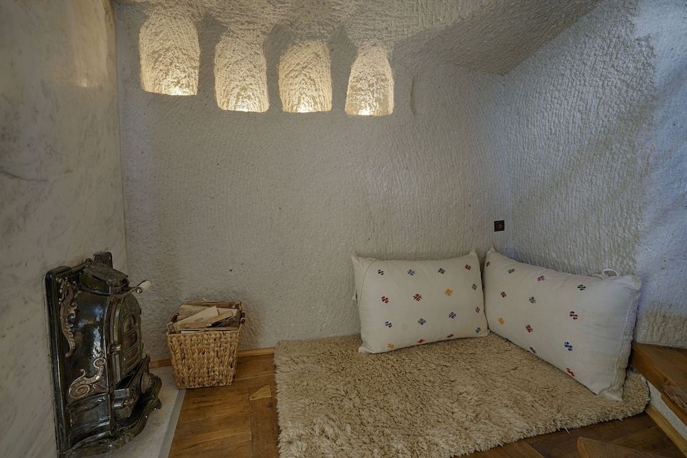 Artemis Cave Suites - Adults Only Suite 6