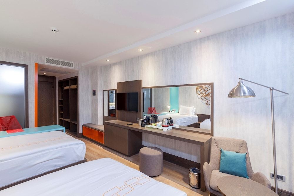 Standard Room, 2 Twin Beds, Non Smoking, Balcony