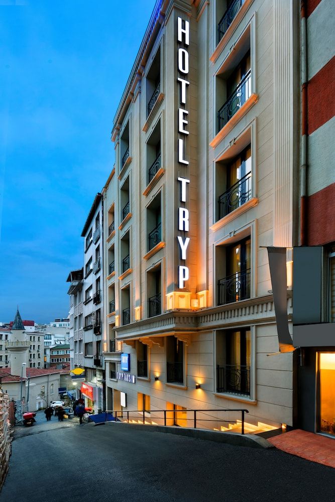 undefined TRYP by Wyndham Istanbul Taksim 2