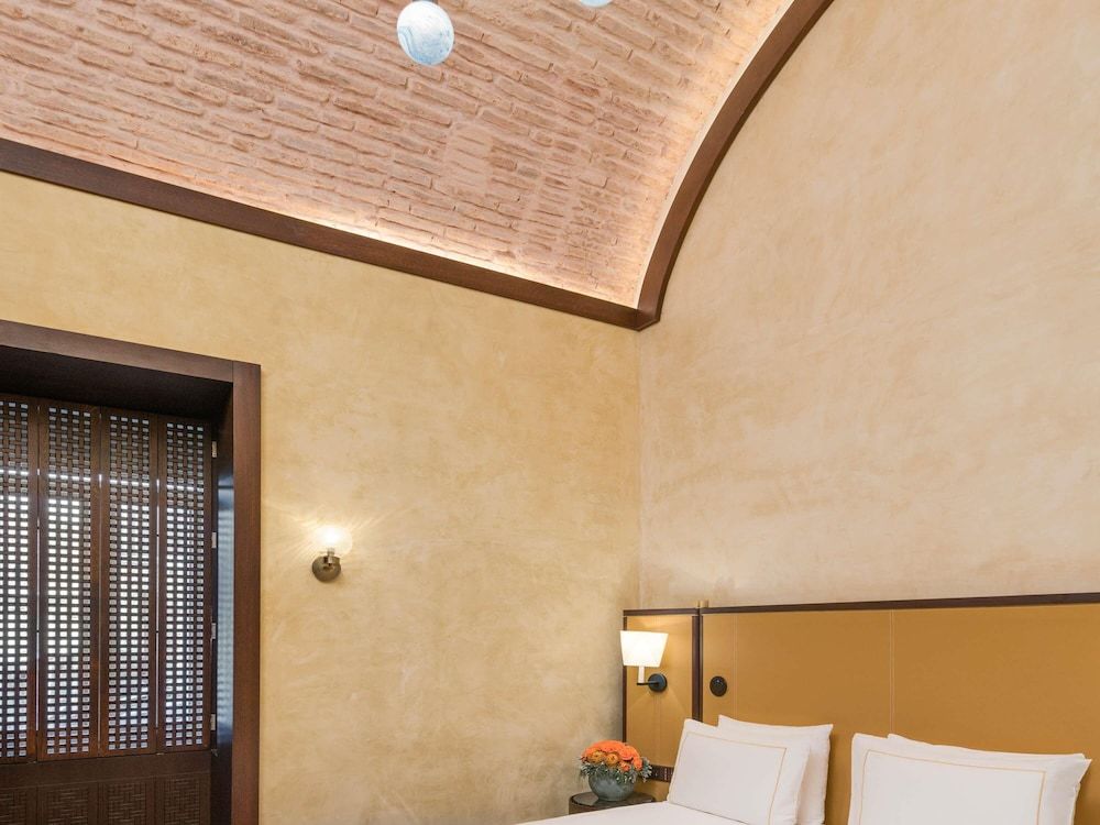 The Galata Hotel Istanbul - MGallery Collection Classic Room (Kingsize) 8