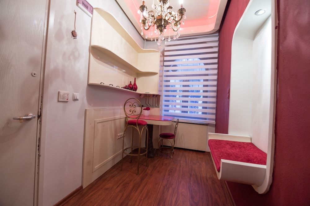 Element Suites Duplex Basement 6