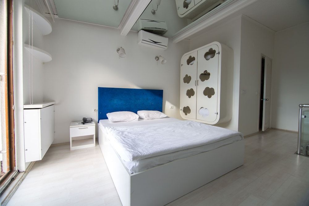 undefined Element Suites 5