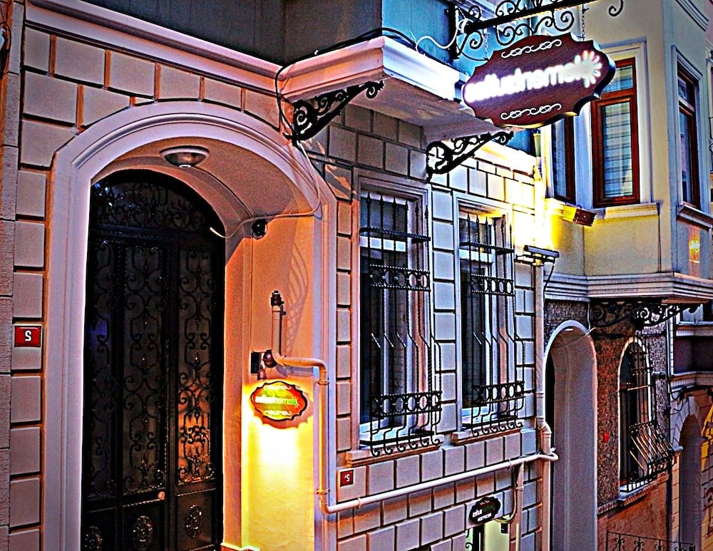 undefined Element Suites 3