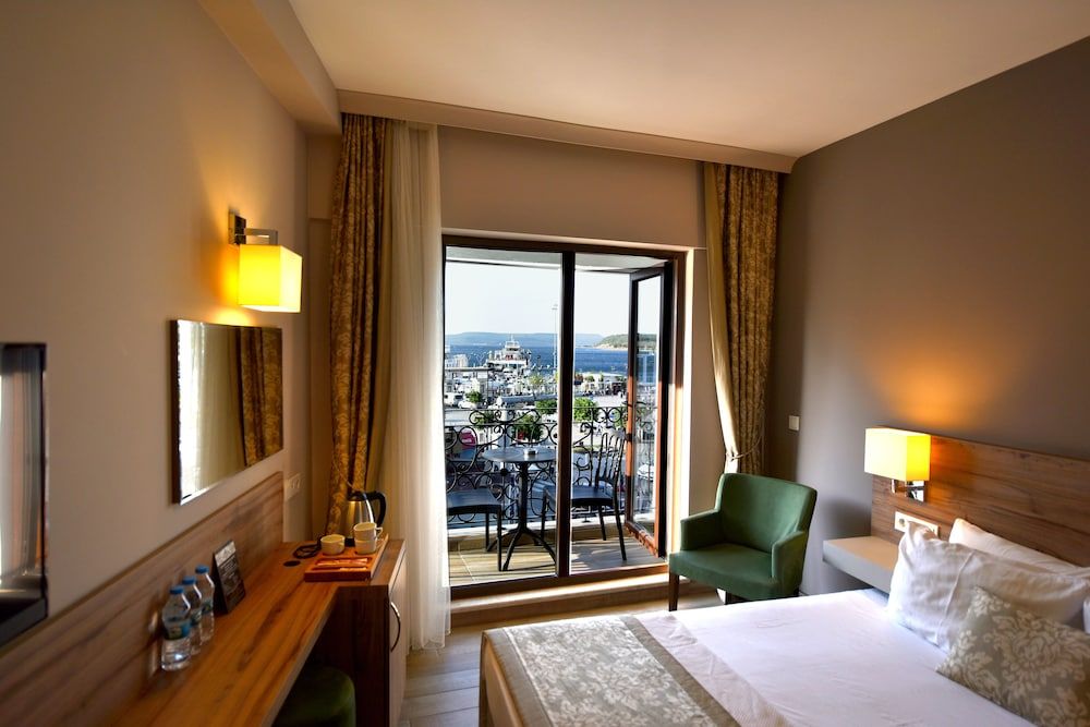 Kule Hotel Standard Room, Sea View 10