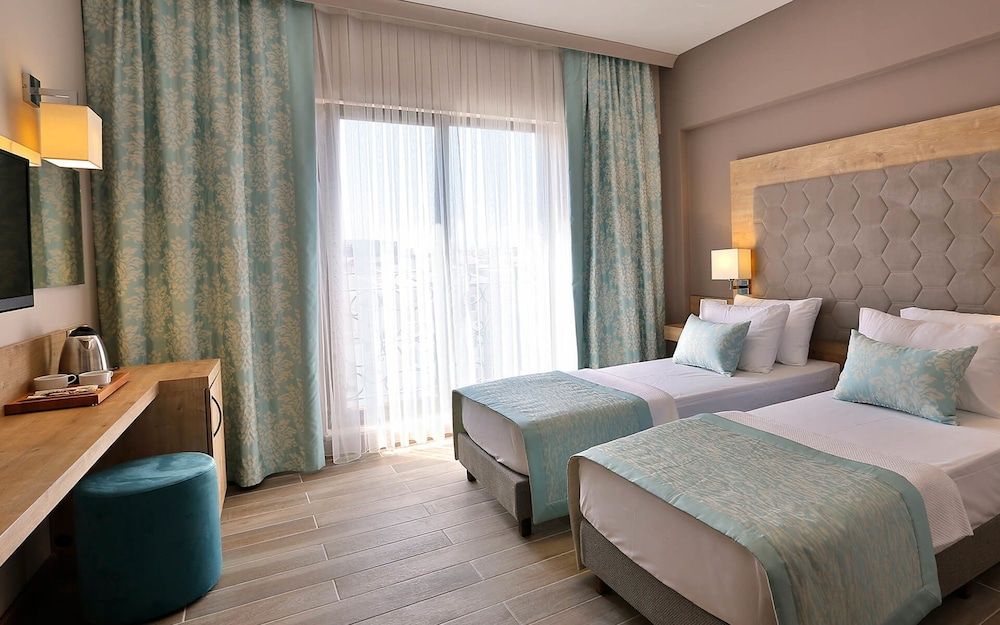 Kule Hotel Standard Room 2