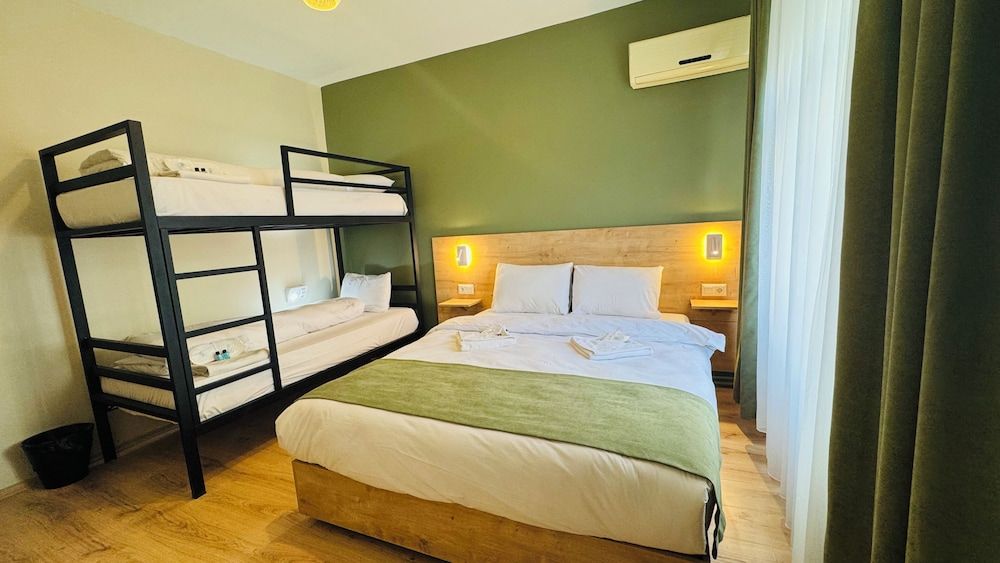 undefined Sultan Hostel & Guesthouse 7