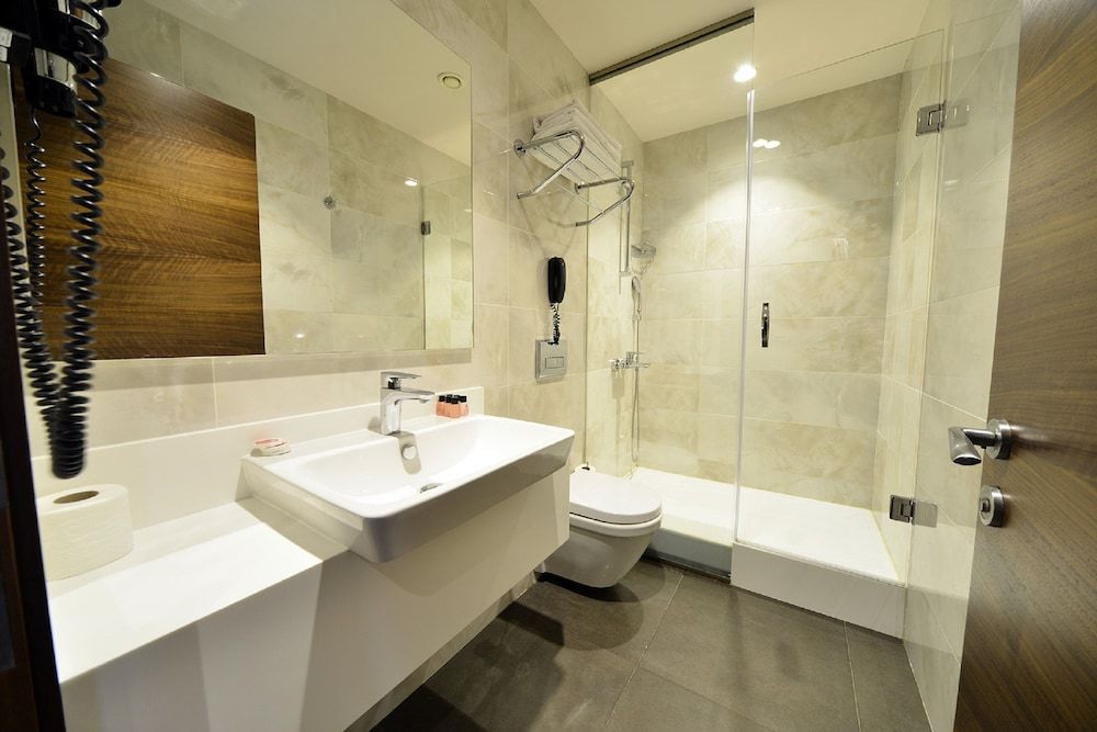 Hotel Le Maritime Deluxe Double Room 11