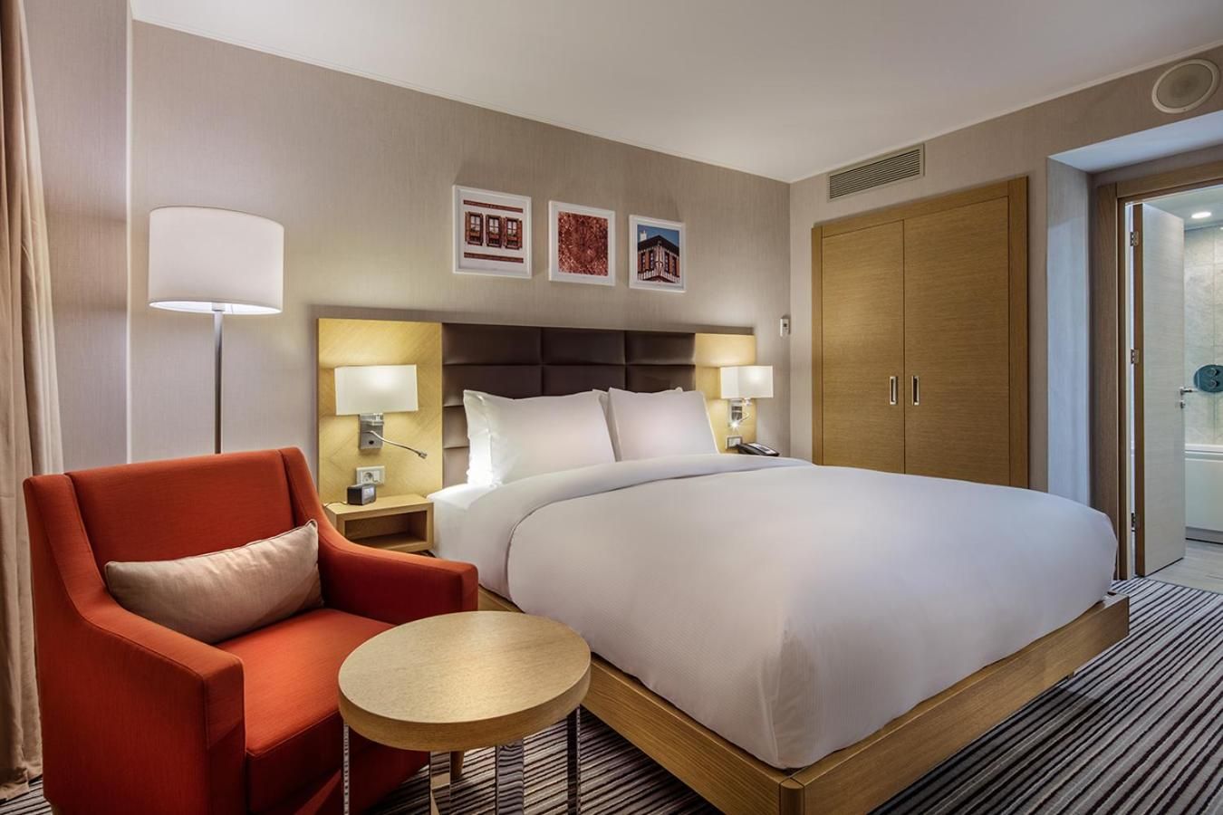 King Room