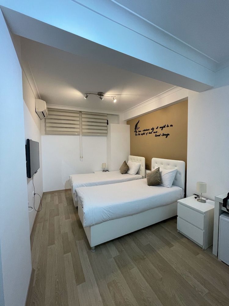 The Print House Hotel Economy Twin Room, Non Smoking 2