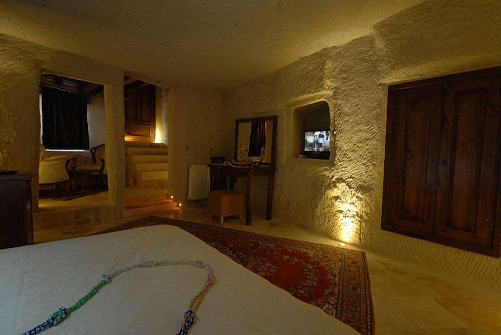 Arif Cave Hotel