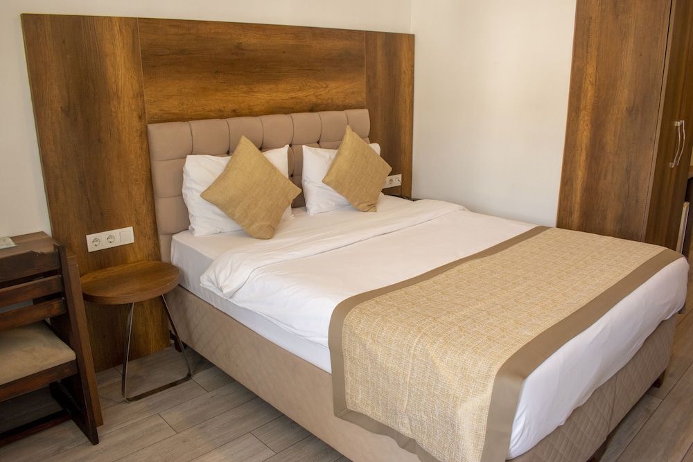 undefined Dinc Pansiyon 2