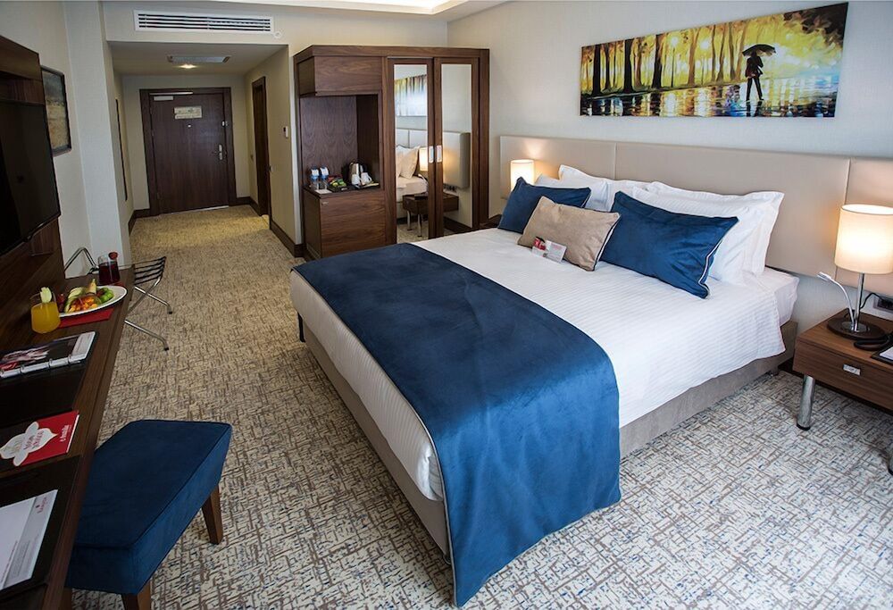 Standard Room, 1 Queen Bed, Non Smoking