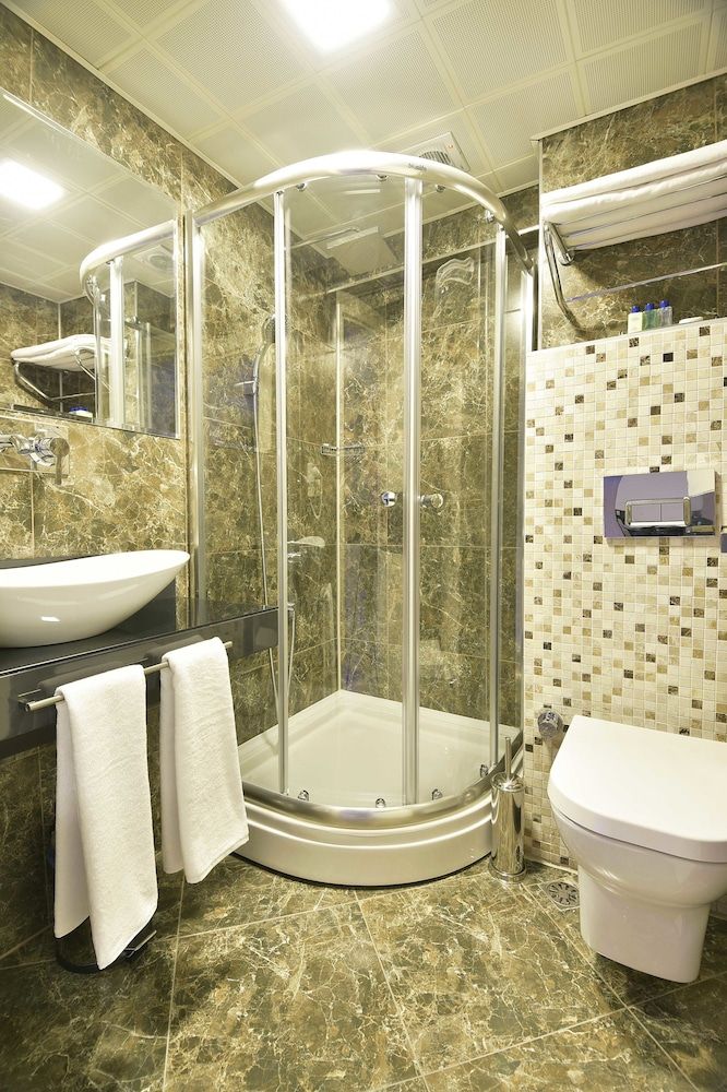 Piccolo Hotel Istanbul Deluxe Room 20