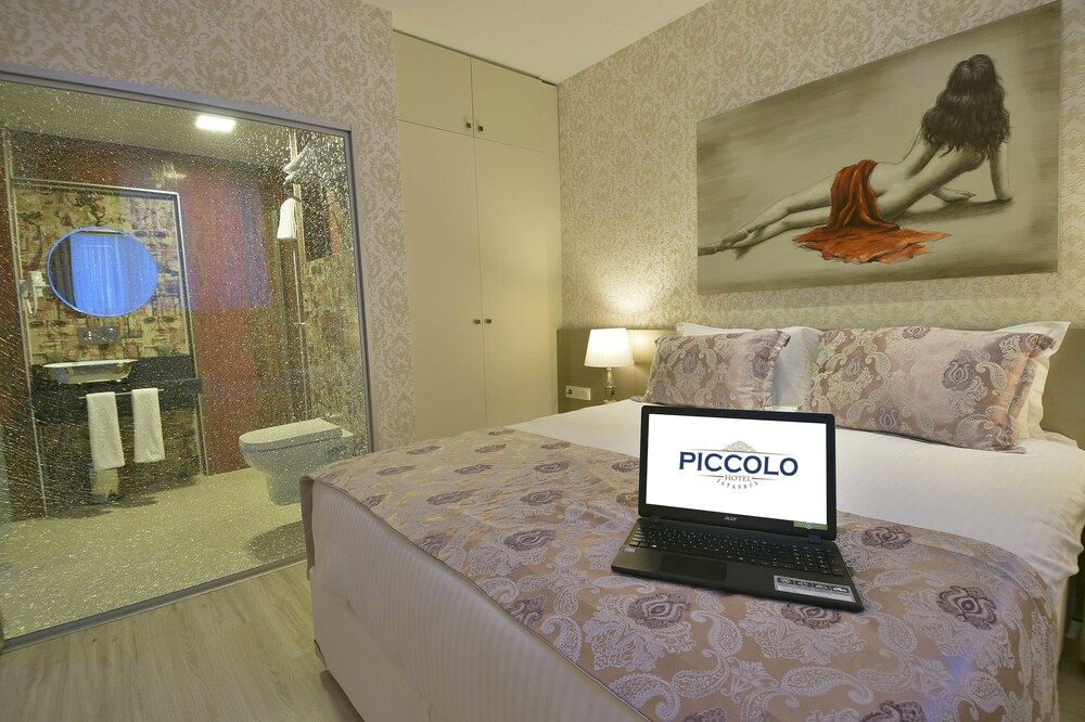 Piccolo Hotel Istanbul Deluxe Room 15