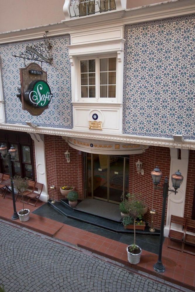 undefined Hotel Sapphire 8