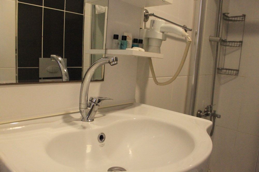 Nagehan Hotel Old City Double or Twin Room 13