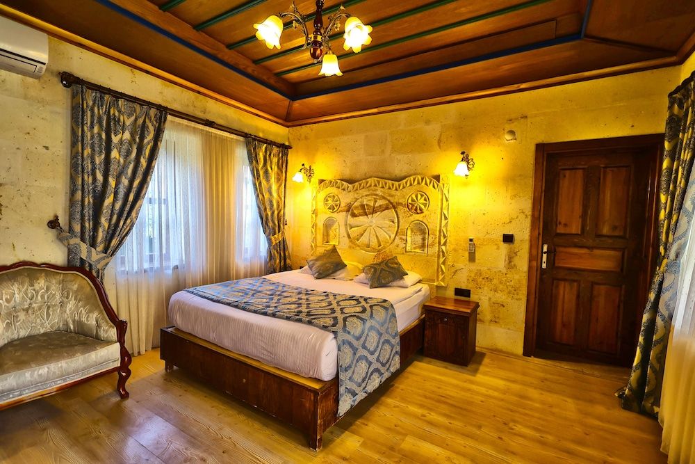 Empire Cave Hotel Comfort Double Room 4