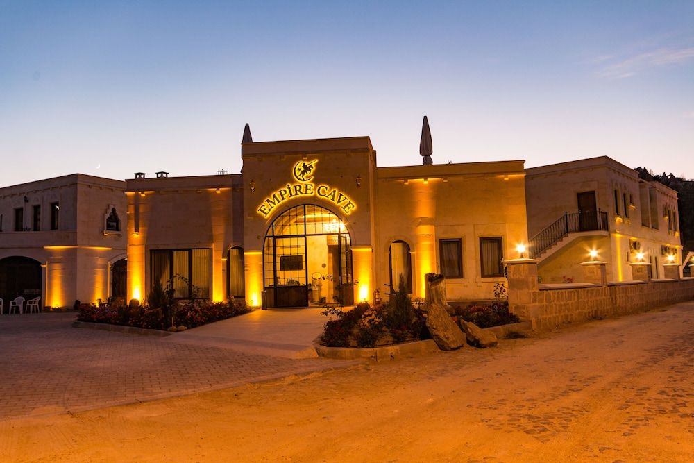 undefined Empire Cave Hotel 5