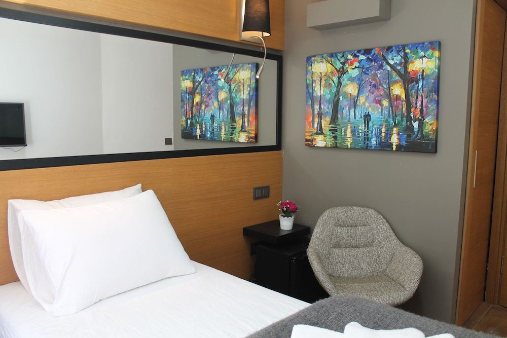 Standard Single Room
