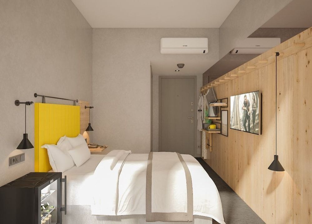 undefined Sun Suit Hotel 2