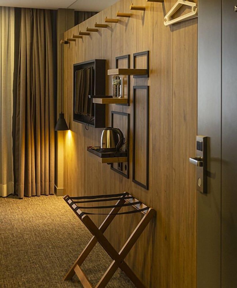 Sun Suit Hotel Standard Room 2