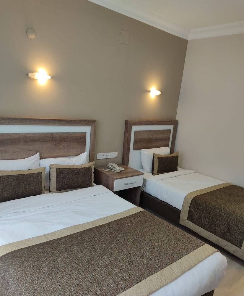 Dempa Hotel Economy Double Room 12