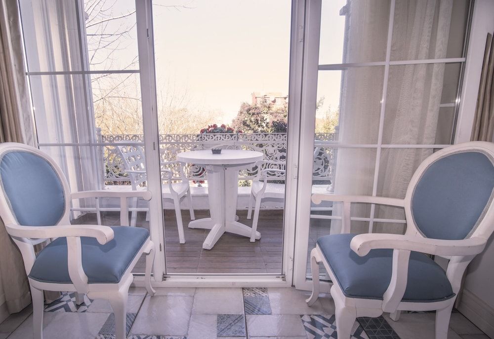 Buyukada Cankaya Hotel Deluxe Room, Balcony 12
