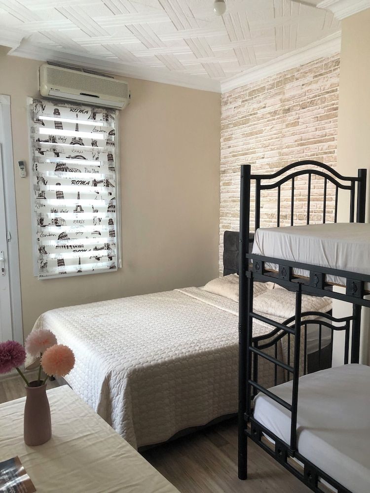 Avrasya Hostel Standard Double Room 2