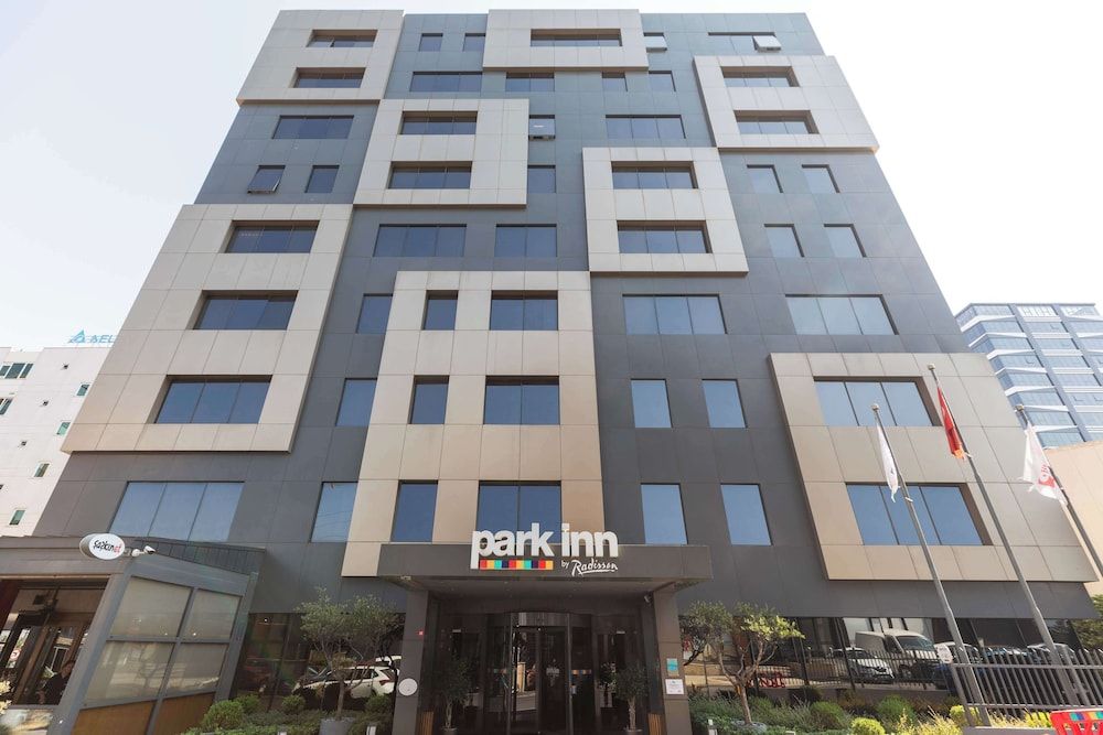undefined Park Inn by Radisson Istanbul Atasehir 3
