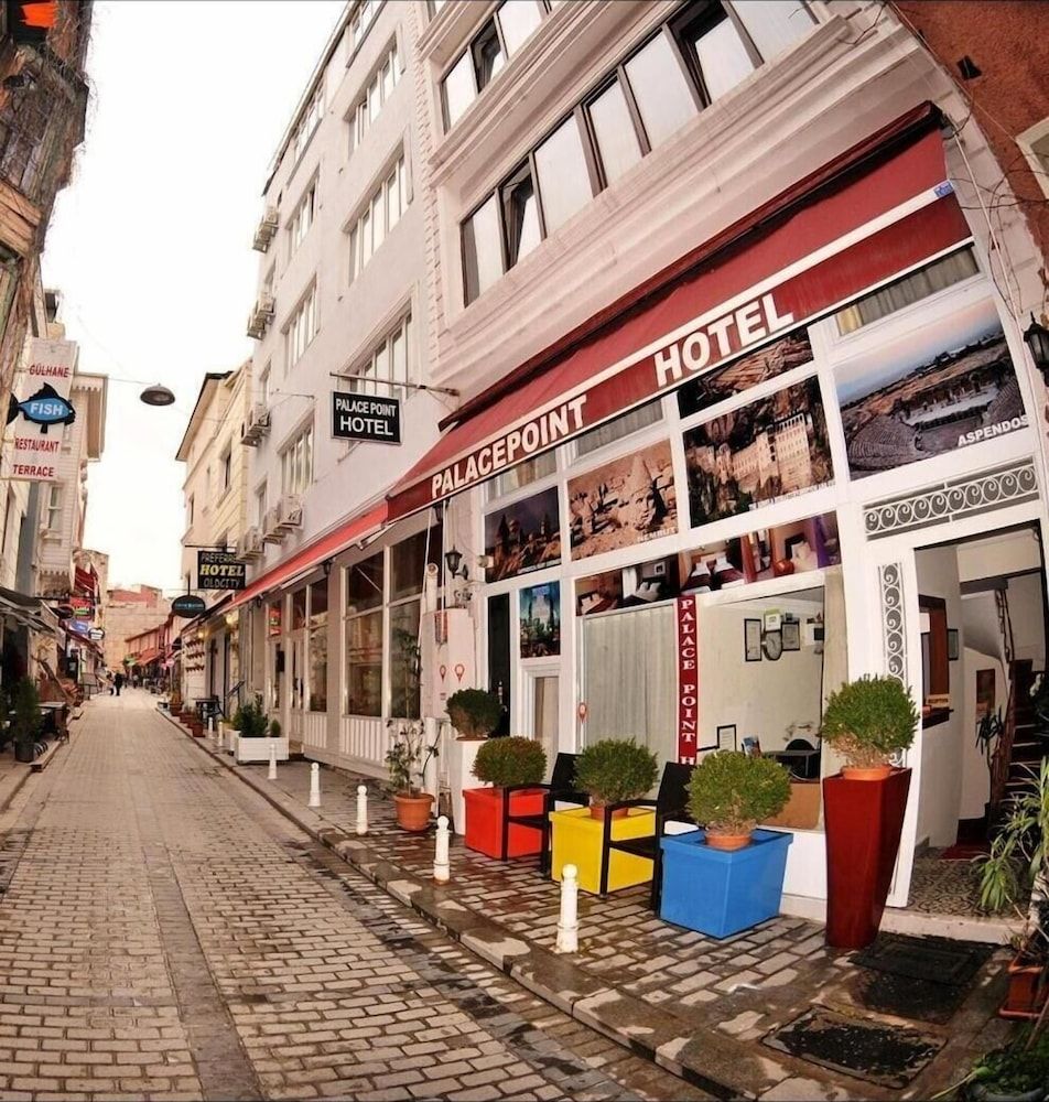 undefined Palace Point Hotel 7