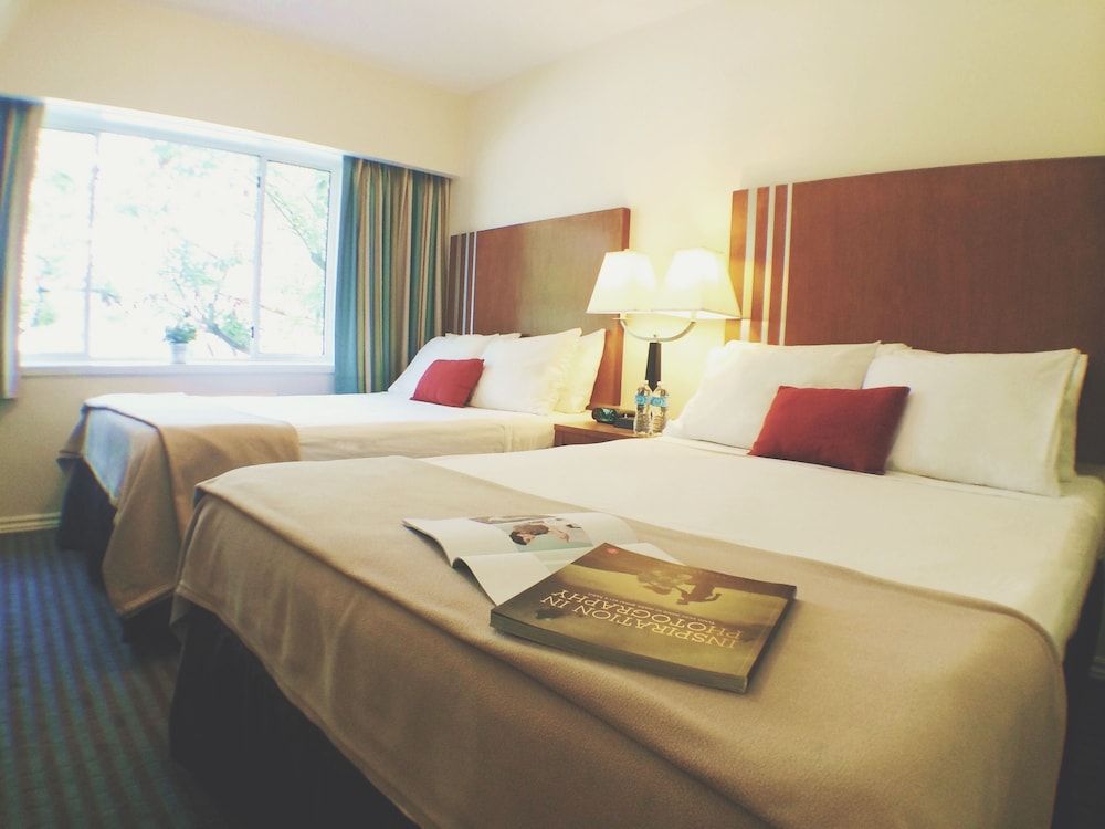 Greenbrier Hotel Executive Suite, 2 Double Beds