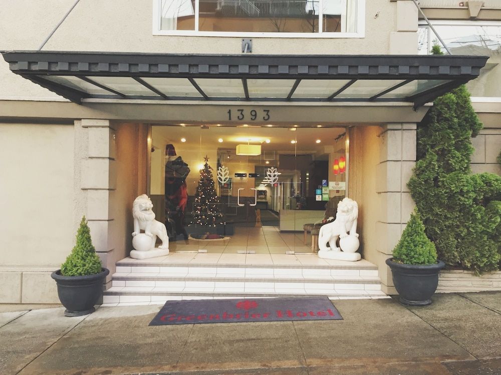 undefined Greenbrier Hotel