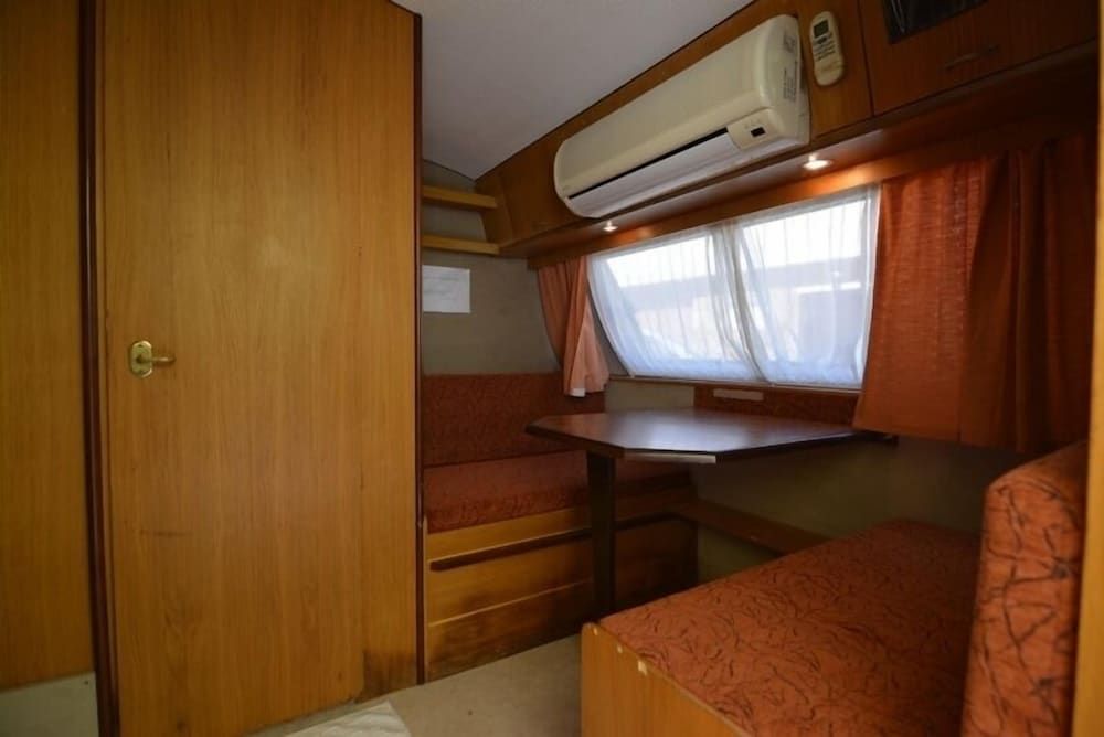 Golden Sand Beach & Caravan Romantic Mobile Home, 1 Double Bed with Sofa bed 4