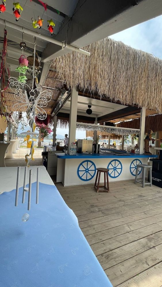 undefined Golden Sand Beach & Caravan 7