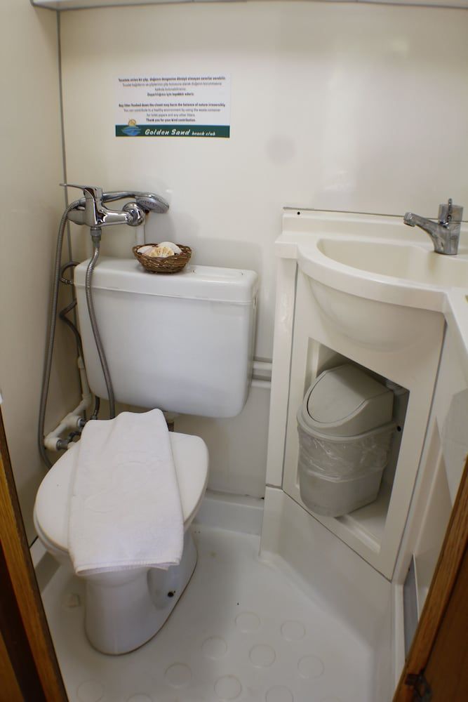 Golden Sand Beach & Caravan Romantic Mobile Home, 1 Double Bed with Sofa bed 12