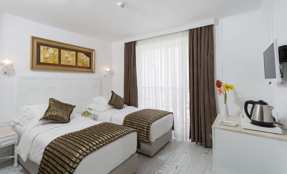 Wise Hotel Spa & Adult Only Standard Double or Twin Room