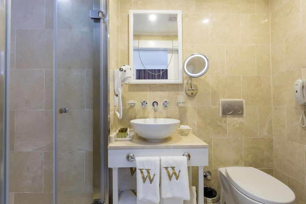 Wise Hotel Spa & Adult Only Standard Double or Twin Room 6