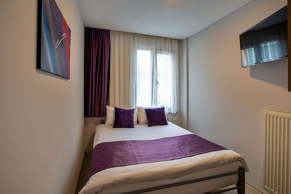 Pera Sultan Suite Economy Double Room