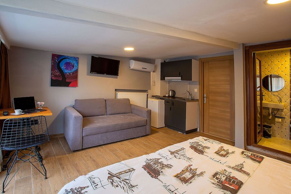 undefined Pera Sultan Suite 7